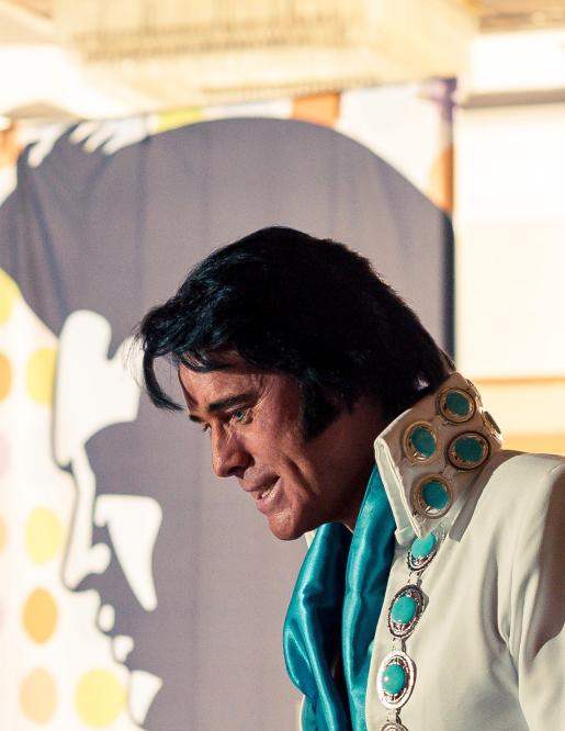 Teh Kings of England by Graeme Oxby at HIP Gallery 4 2nd-30th Oct.jpg